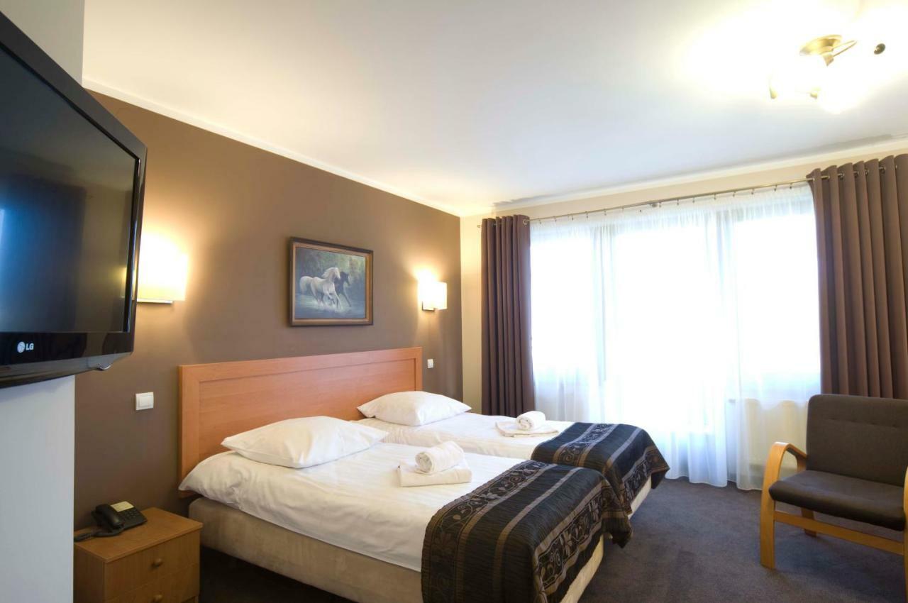 Hotel Zimnik Luksus Natury Spa & Wellness Ostre Εξωτερικό φωτογραφία